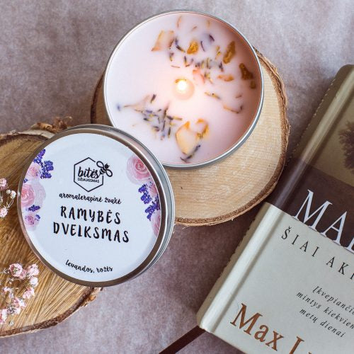 Aromaterapinė sojų vaško žvakė "Ramybės dvelksmas"